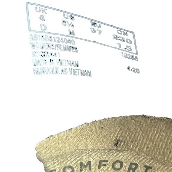 Clarks Black Loafers with Tassels and Platform Sole - Picture 16 of 16